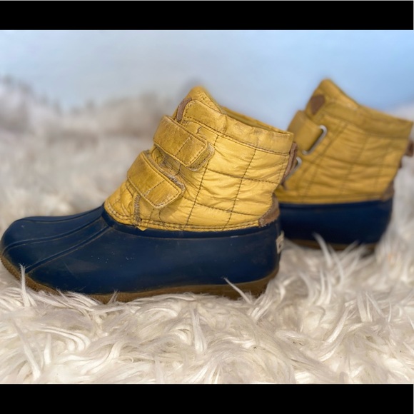 Sperry Saltwater Jetty Boots Size 9 Yellow Navy - Picture 5 of 7